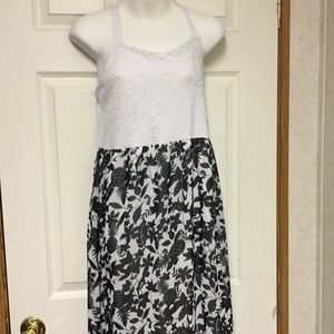 Cato girls xl 18 black white pineapple maxi dress